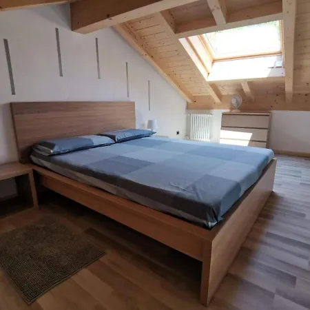 Ferienwohnung Fur 4 Personen Ca 65 M In Ed Uniti, Comer Westufer Comer Apartment *