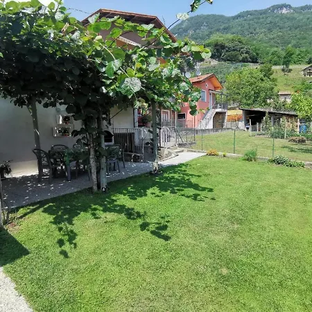 Apartment Ferienwohnung Fur 4 Personen Ca 65 M In Ed Uniti, Comer Westufer Comer