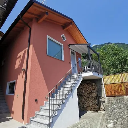 Ferienwohnung Fur 4 Personen Ca 65 M In Ed Uniti, Comer Westufer Comer * Gravedona